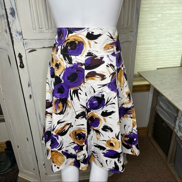 Available White Purple Floral Print A Line Skirt Size Large - Picture 11 of 11